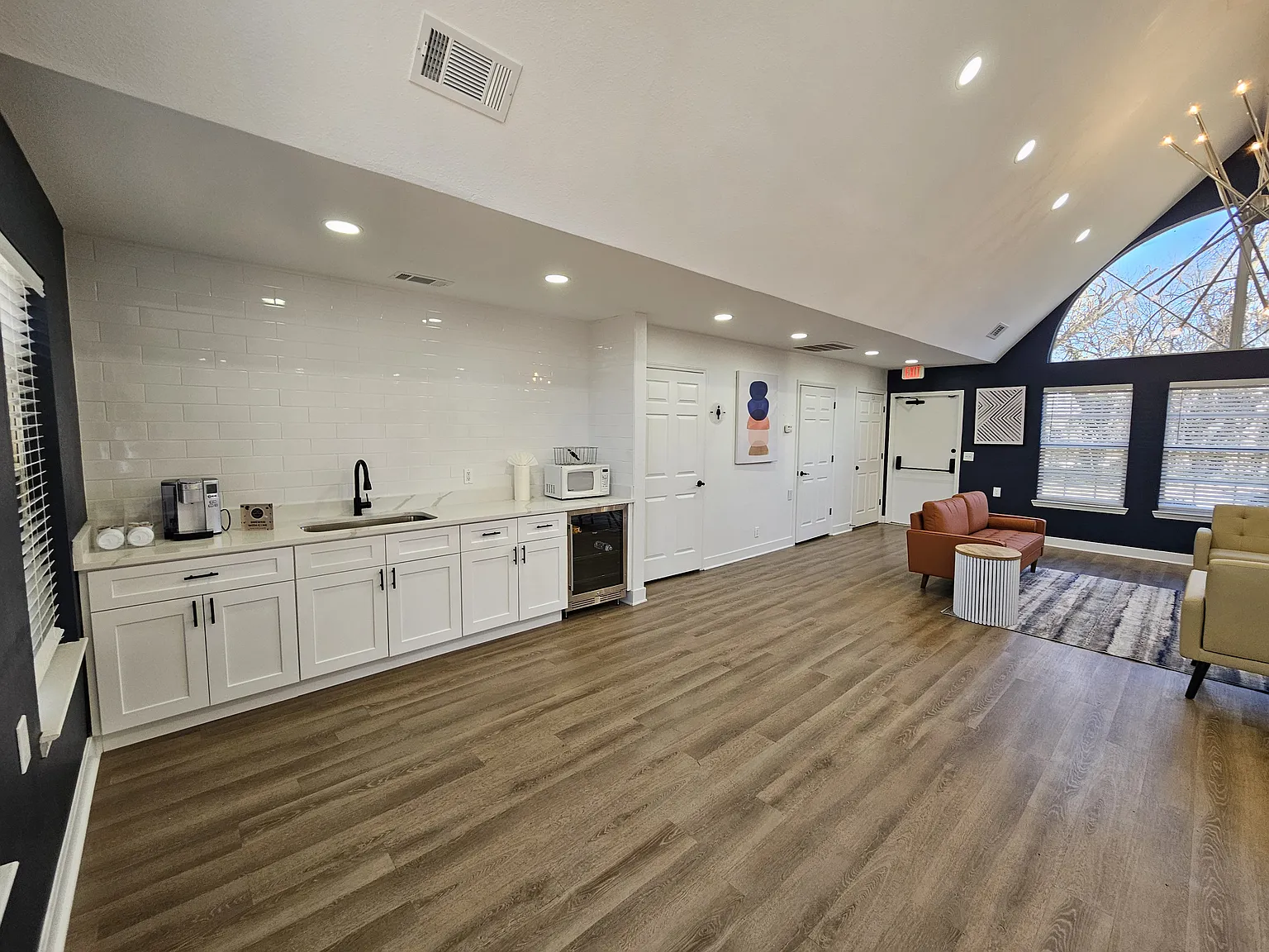 Parkview — Photo 3
