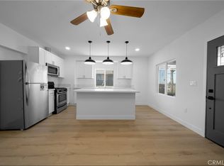 1438 N Summit Ave, Pasadena, CA 91103