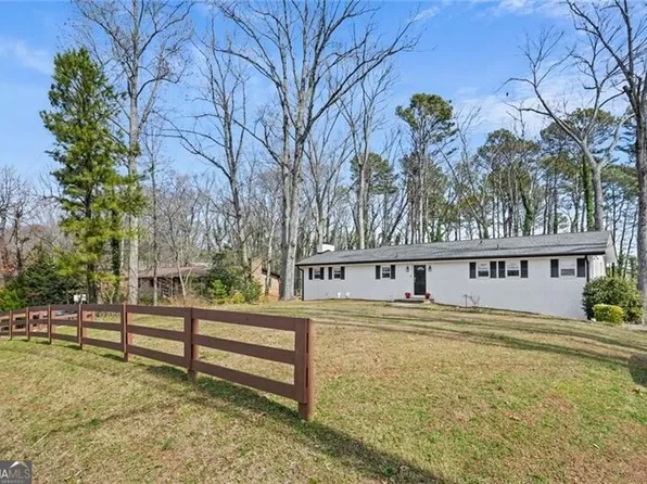 1740 Starlight Dr, Marietta, GA 30062