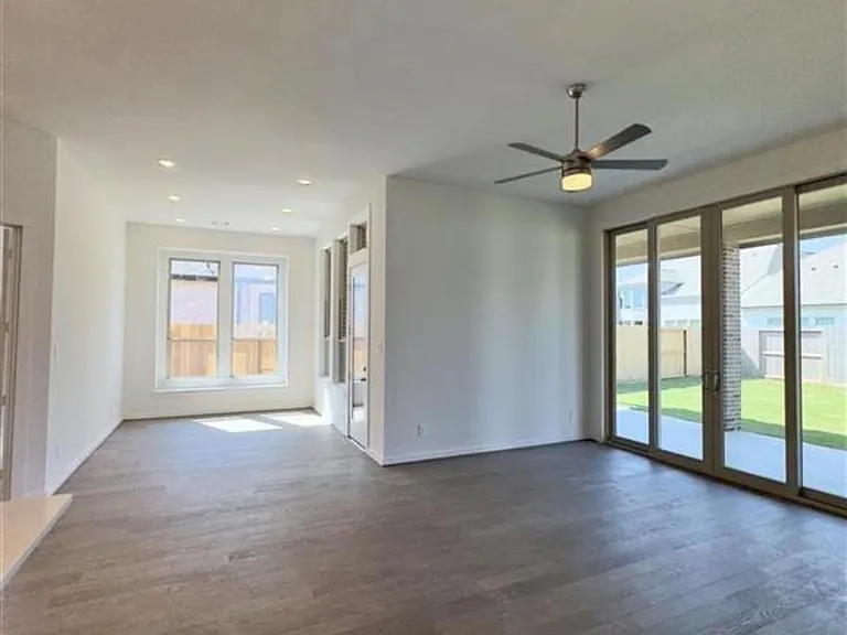 30518 Cheyenne Place Ct — Photo 6