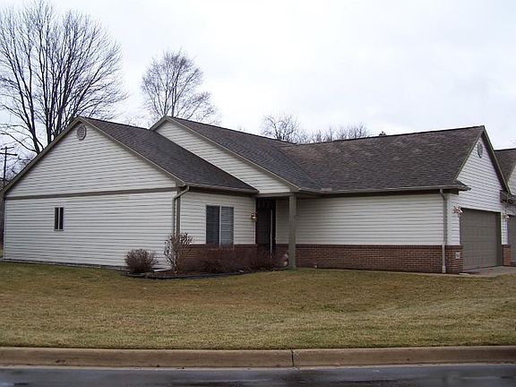 2nd image of 946 Wright Ln