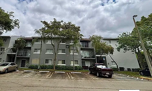 1080 N Benoist Farms Rd #204 Photo 1