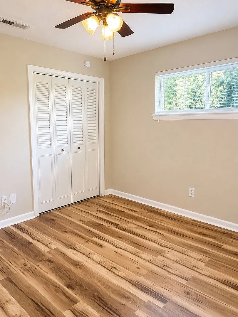 2 bed, 1.0 bath, 960 sqft, $1,100 — Photo 4