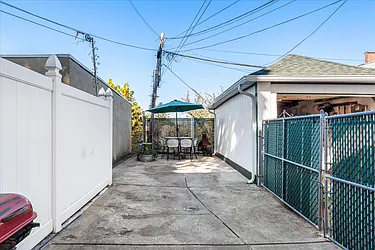 Sold by Sold By Bart Real Estate Partners inc