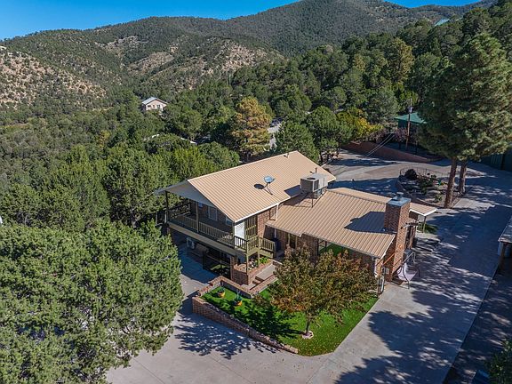 3rd image of 59 Wild Jasmine Rd