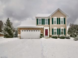 38740 Avenel Ct, Willoughby, OH