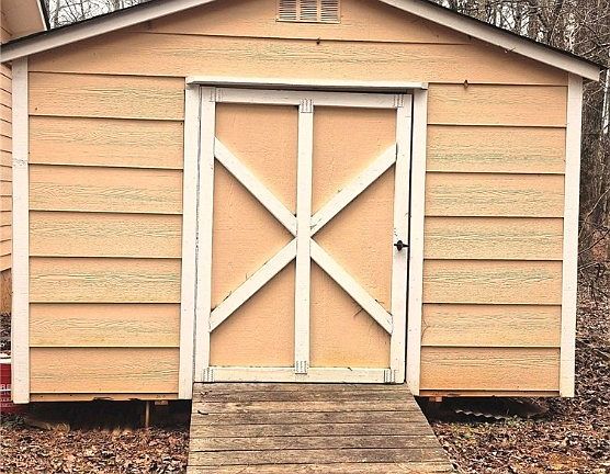 4th image of 3807 Smithonia