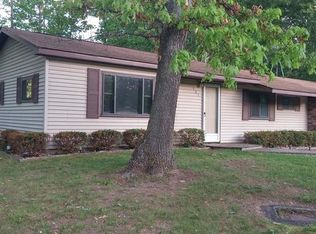 951 N Dodge Lake Ave, Harrison, MI 48625