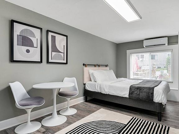 2nd image of 514 Tremont St #104B-1