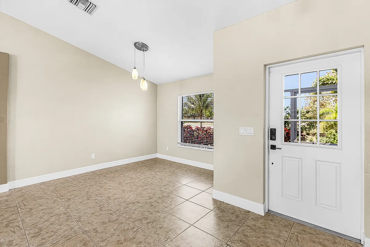 Entrance - 3811 SW 9th Ave
