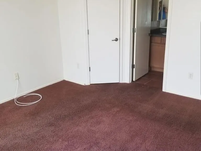 2070 E Calle Gran Desierto — Photo 13