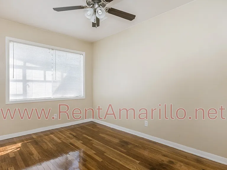 2716 Curtis Dr #B — Photo 8