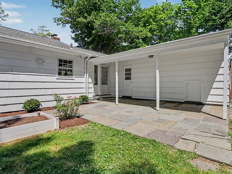 75 Vincent Ave — Photo 35