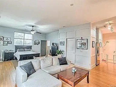 521 E 34th St #302 Photo 1