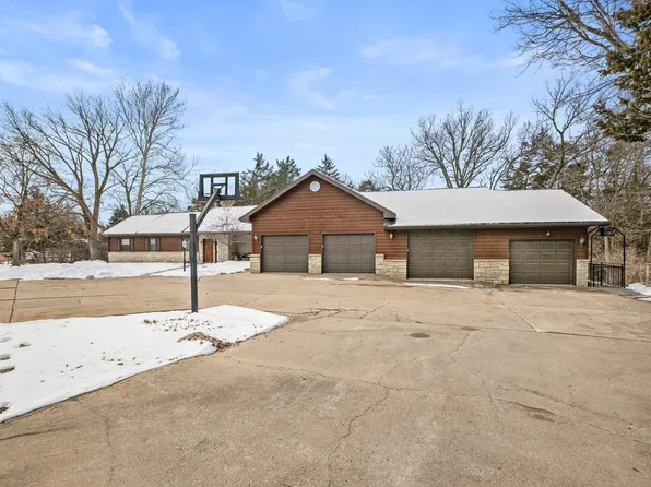 1001 Sycamore Ln, Manhattan, KS 66502