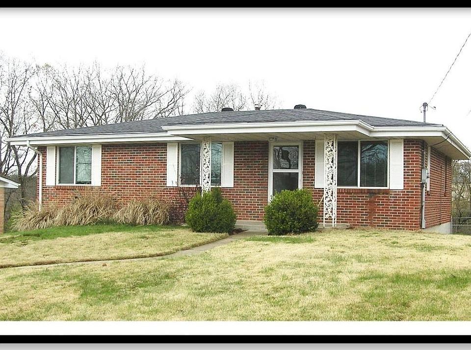 1st image of 2402 Meadowlark Ln
