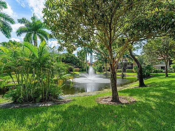 4th image of 22068 Las Brisas Circle