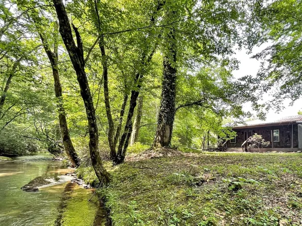 338 Green Acorn Ln, Murphy, NC 28906