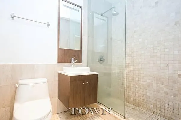 Rented by Town Residential | media 9