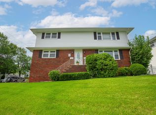 146 Midland Ave #1, Elmwood Park, NJ 07407