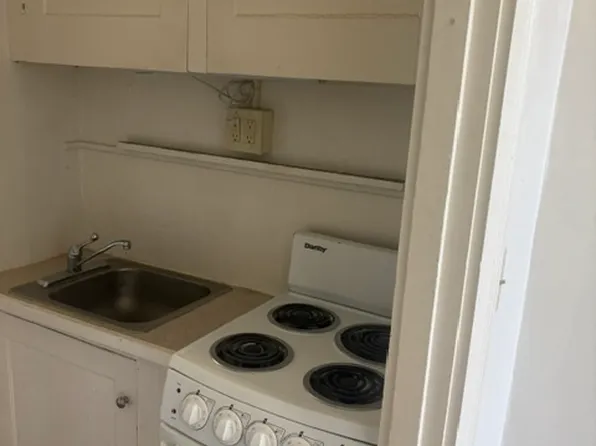 93 Maine St #101, Brunswick, ME 04011