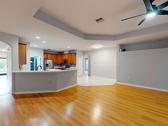5th image of 5557 Oakworth Pl
