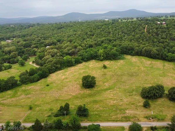 Pleasant Valley Rd, Wister, OK 74966