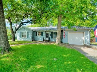 2404 N 32nd St, Waco, TX 76708