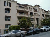 1st image of 122 N Clark Dr APT 204