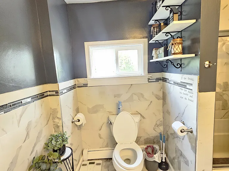 28 Cedar St #1 — Photo 11
