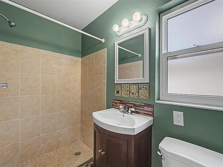 4212 Gray Squirrel Ln — Photo 21