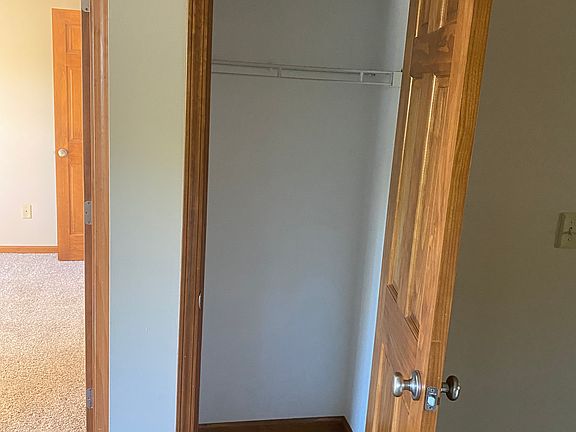 Coat closet