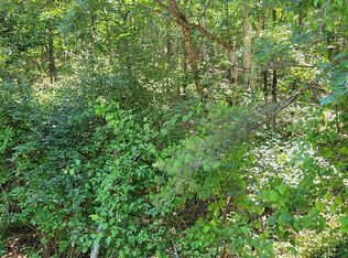 In Hampshire County Paw Rd, Paw Paw, WV 25434