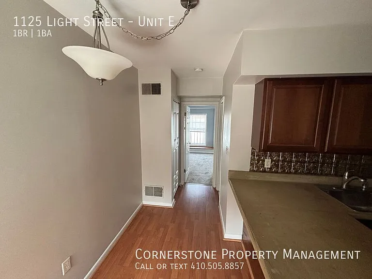 1125 Light St #E — Photo 4