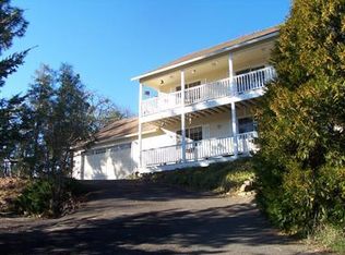 3660 Dark Hollow Rd, Medford, OR 97501