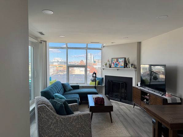 2 Chestnut St #Penthouse 54