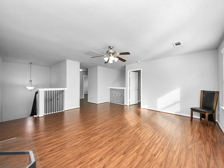 6306 Bain Dr — Photo 30