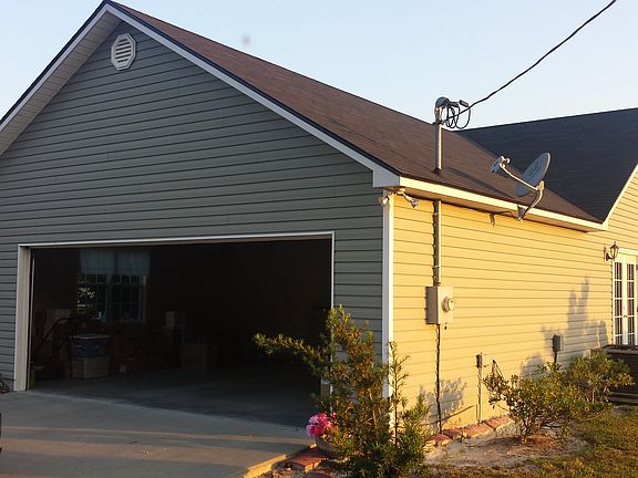 Extra spacious garage