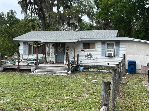 495 South St, De Leon Springs, FL 32130