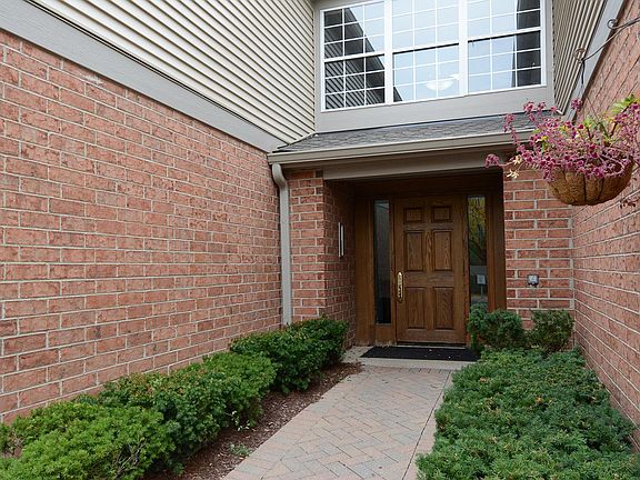 2nd image of 123 Crest Wood Ct APT 1