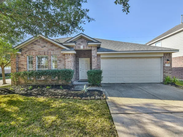 15203 Green Whisper Dr, Cypress, TX 77433