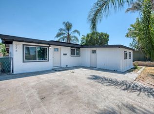 228 L St, Sanger, CA 93657