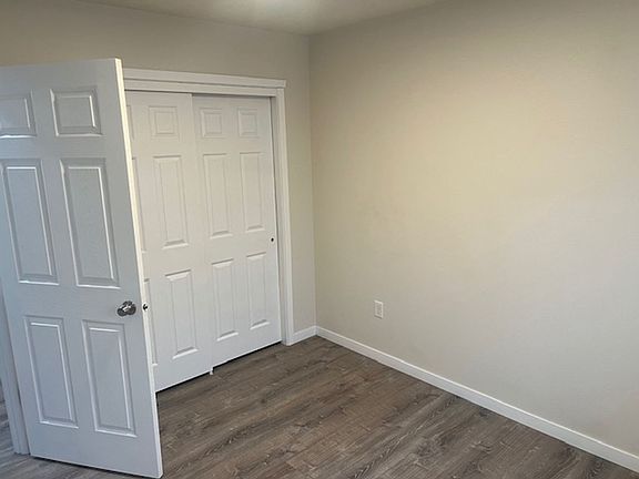 5th image of 1543 30th St N