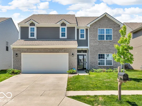 5256 Bramwell Ln, Whitestown, IN 46075