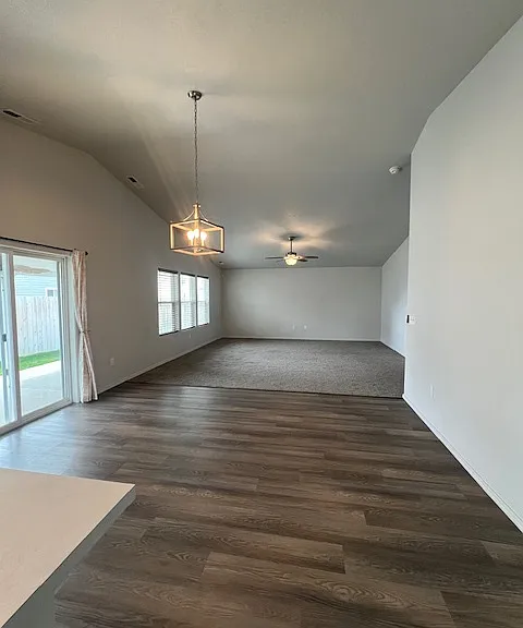 7565 E Bratton Dr — Photo 3
