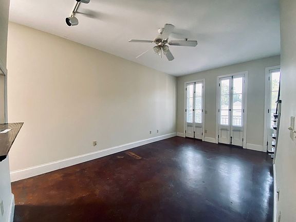 5th image of 700 University Dr Ste 18