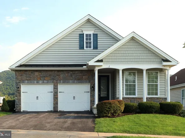 233 Beacon Cir, Boalsburg, PA 16827