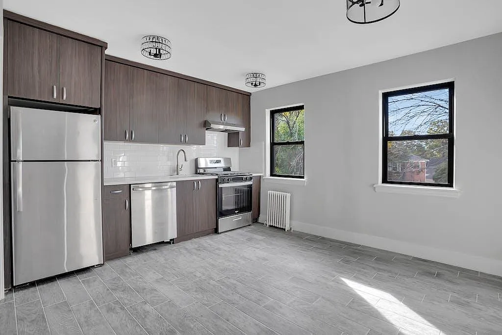 2 bed, 1000 sqft, $2,750 — Photo 1