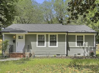 2425 Derby Dr, Raleigh, NC 27610