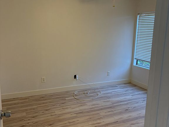 4th image of 9302 Twin Trails Dr Unit 102
